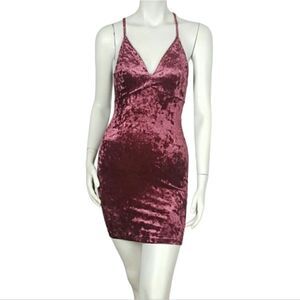 ‎PRIVY Women's Velvet Mini  Dress Sheath  Color Pink / Raspberry